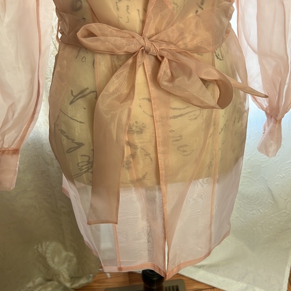 Blazer - Picture 4 of 8